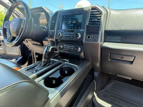 Used 2017 Ford F150 Raptor w/ Equipment Group 802A Luxury AWD/4WD image 9