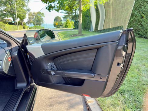 Used 2010 Aston Martin DBS Volante Convertible 2D image 19