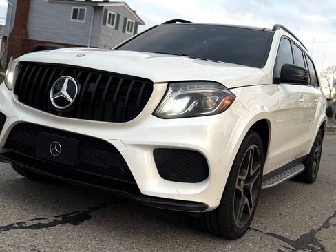 Used 2017 Mercedes-Benz GLS 550 4MATIC image 8