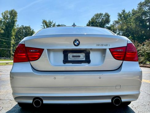 Used 2009 BMW 335i xDrive Sedan AWD/4WD image 5
