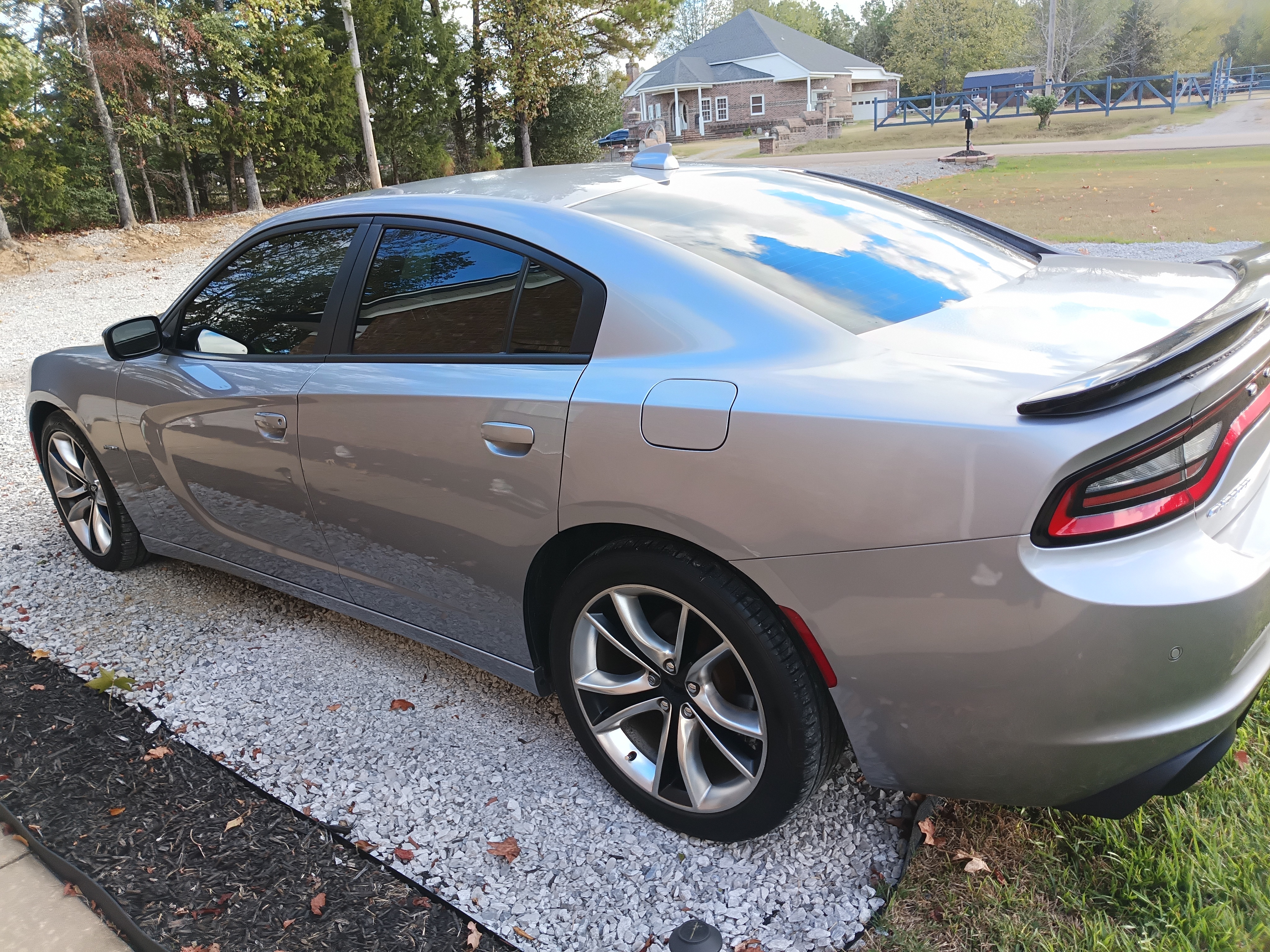 Used 2015 Dodge Charger R/T w/ Plus Group RWD image 6
