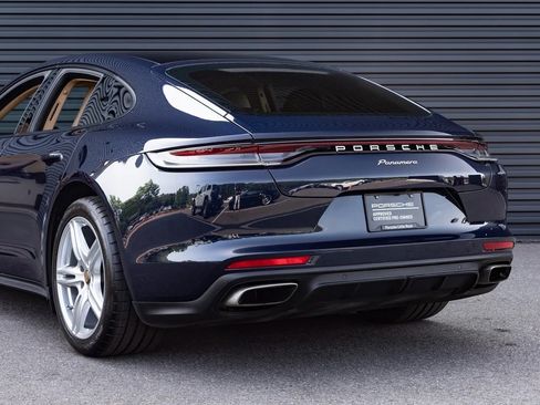 Used 2023 Porsche Panamera image 5