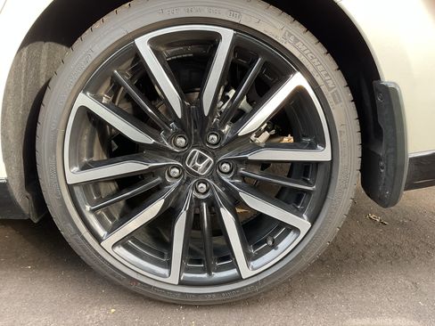 Used 2025 Honda Accord Touring image 17