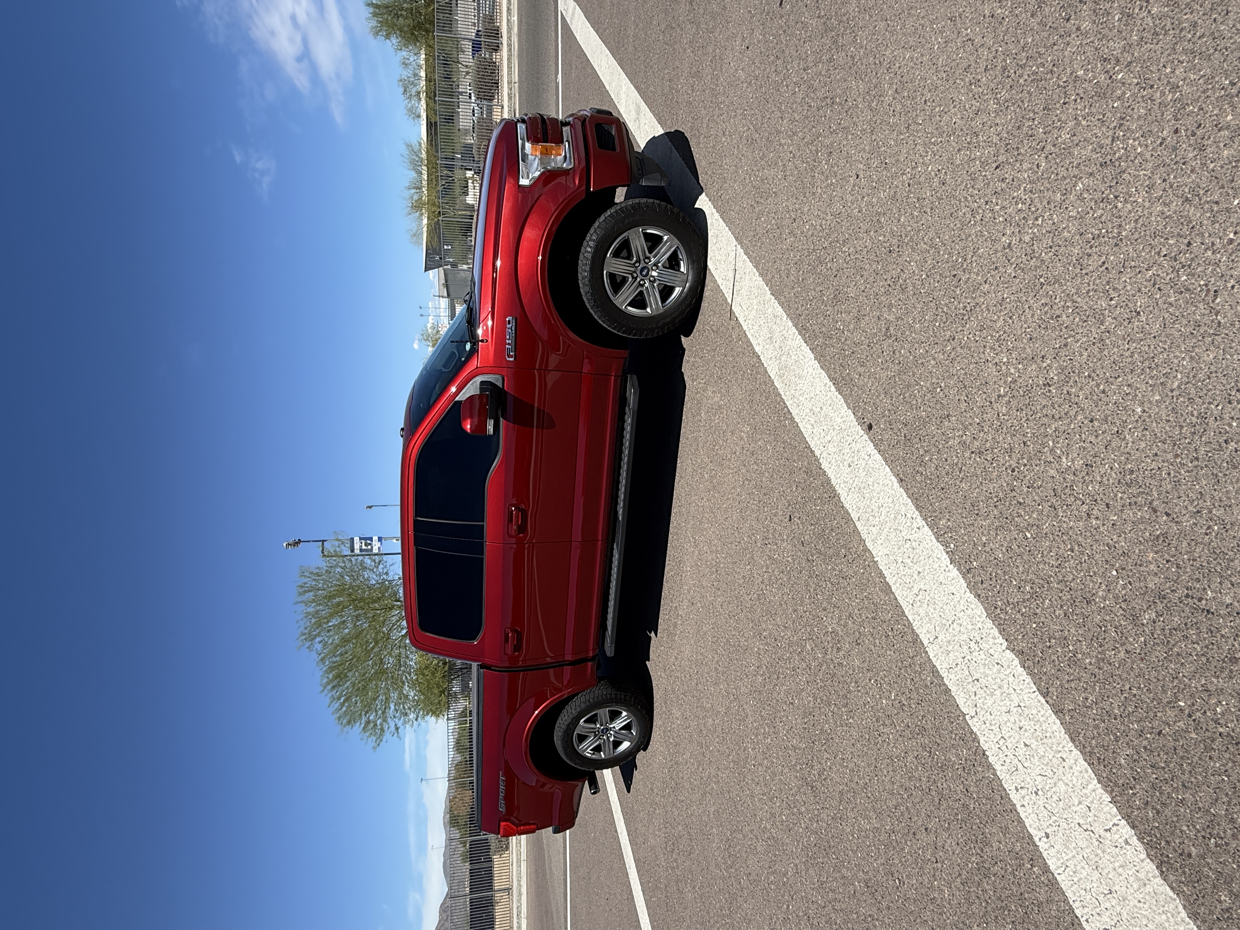Used 2018 Ford F150 Lariat RWD image 4