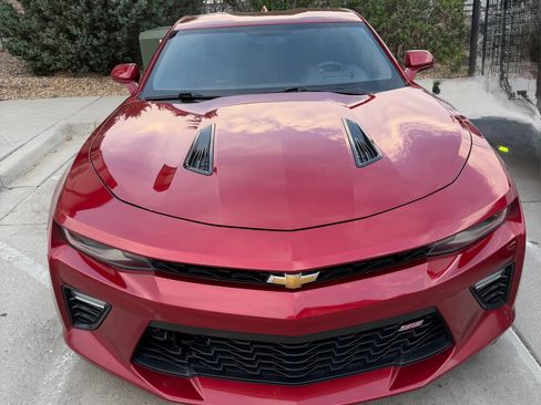 Used 2016 Chevrolet Camaro SS image 6