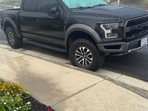 Used 2020 Ford F150 Raptor w/ Equipment Group 802A Luxury image 2