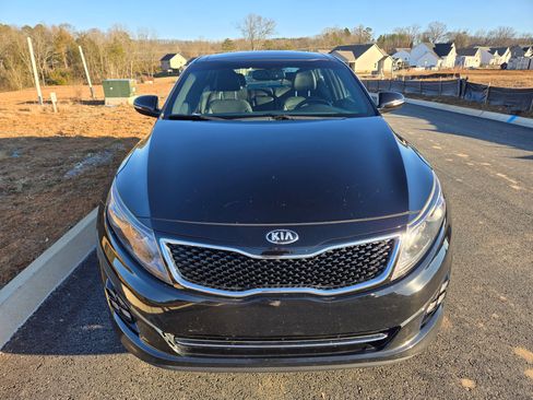 Used 2015 Kia Optima SX image 2