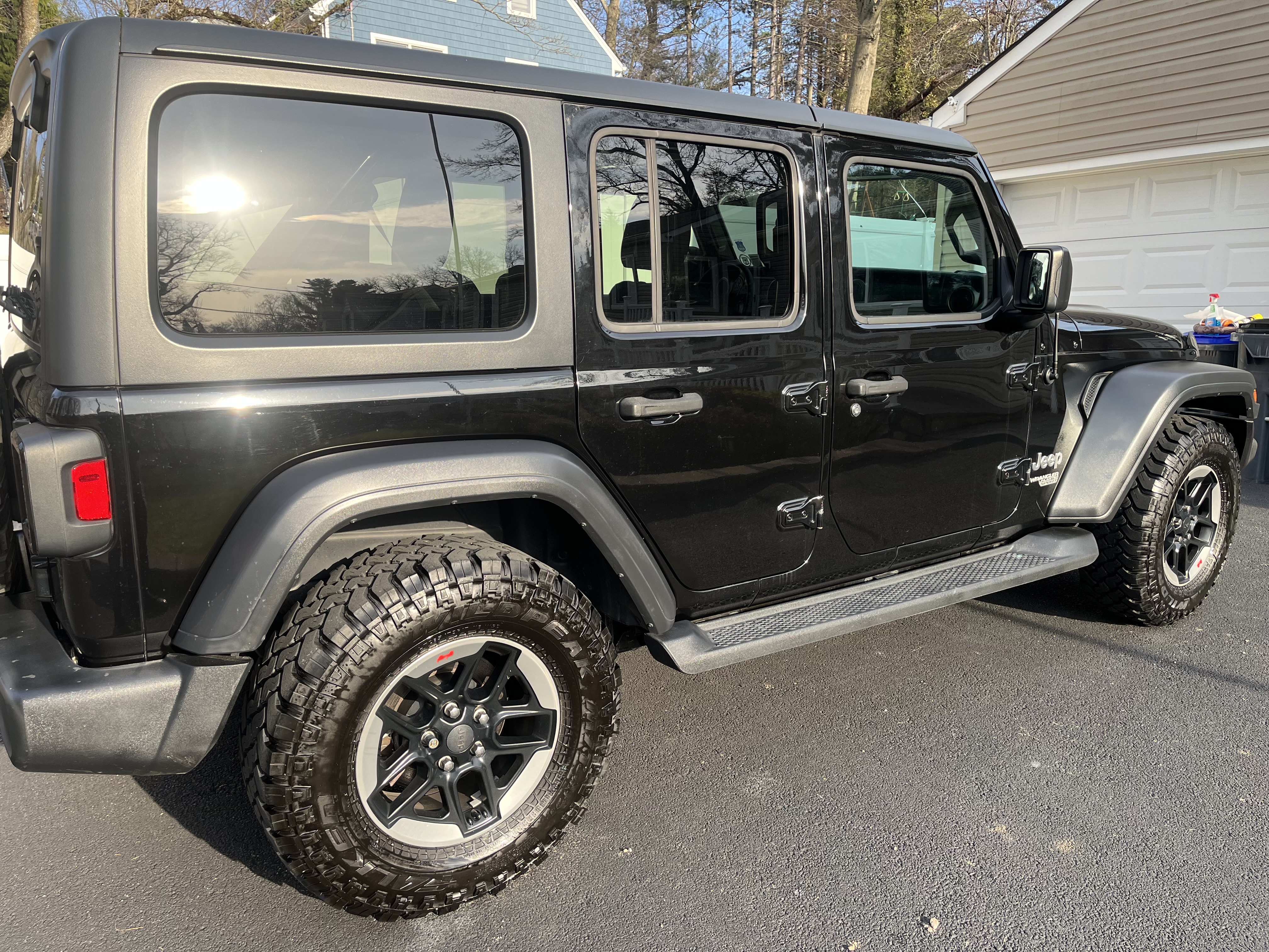 Used 2018 Jeep Wrangler Unlimited Sport S AWD/4WD image 6