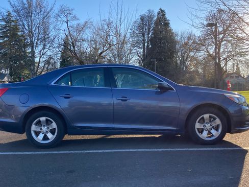 Used 2015 Chevrolet Malibu LS image 9