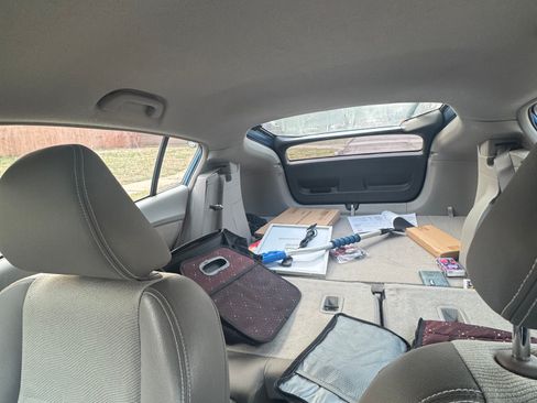 Used 2012 Honda Insight EX image 11