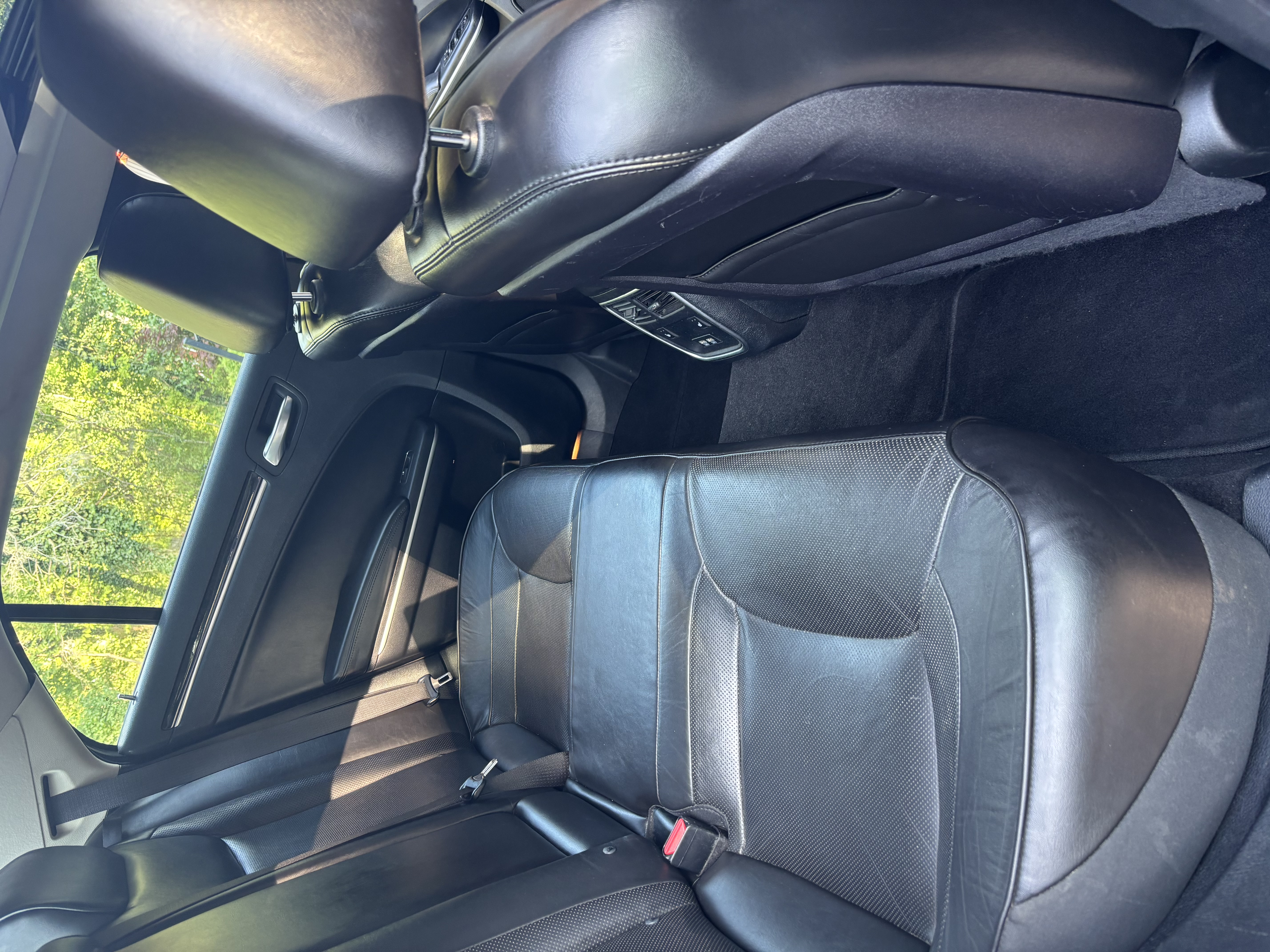 Used 2020 Chrysler 300 Limited RWD image 13
