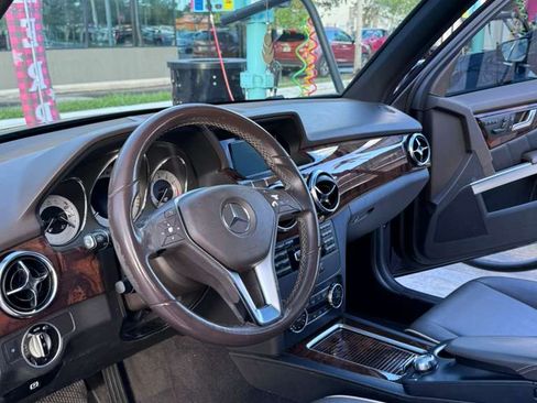 Used 2015 Mercedes-Benz GLK 350 2WD image 9