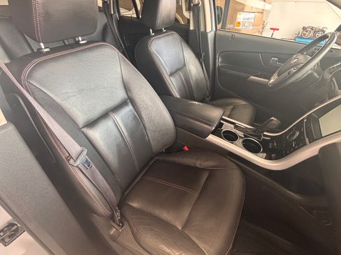 Used 2013 Ford Edge Limited AWD/4WD image 11