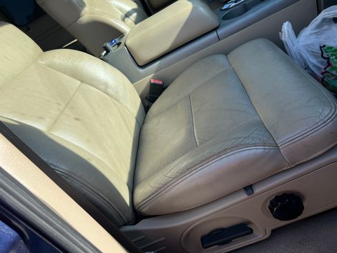 Used 2007 Ford F150 Lariat image 18