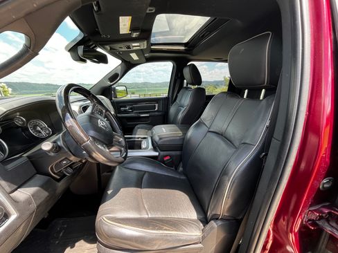 Used 2018 RAM 1500 Limited AWD/4WD image 12