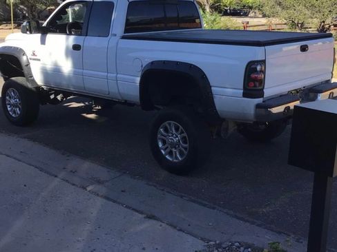 Used 2001 Dodge Ram 2500 Truck 4x4 Quad Cab image 6