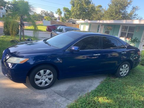 Used 2007 Toyota Camry LE image 4