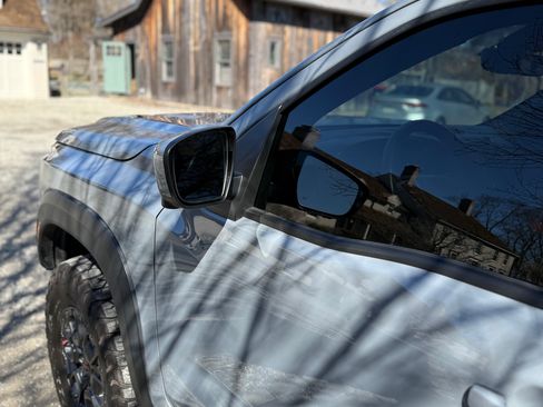 Used 2023 Nissan Frontier PRO-4X w/ Pro-4X Premium Package image 9