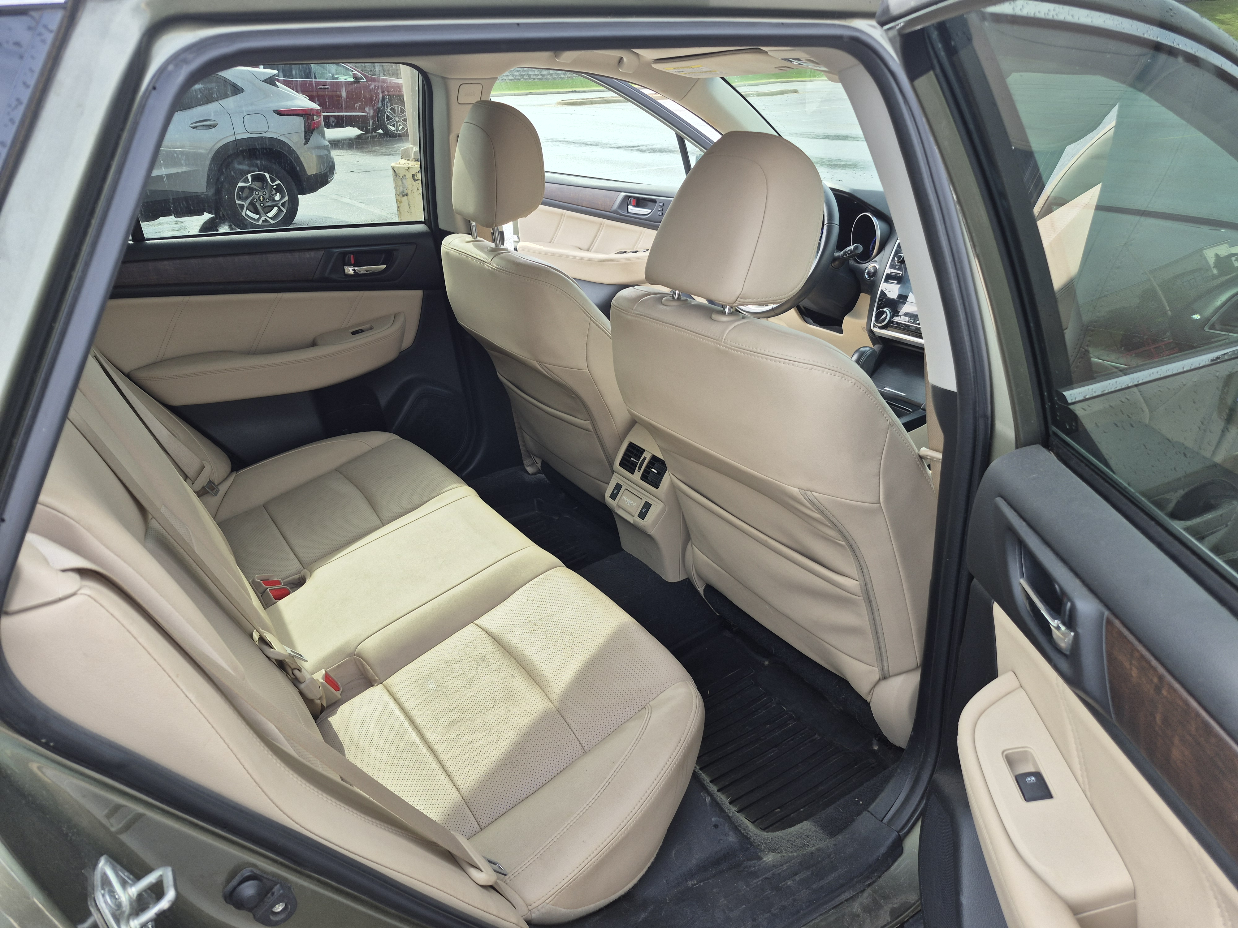 Used 2018 Subaru Outback 2.5i Limited AWD/4WD image 13