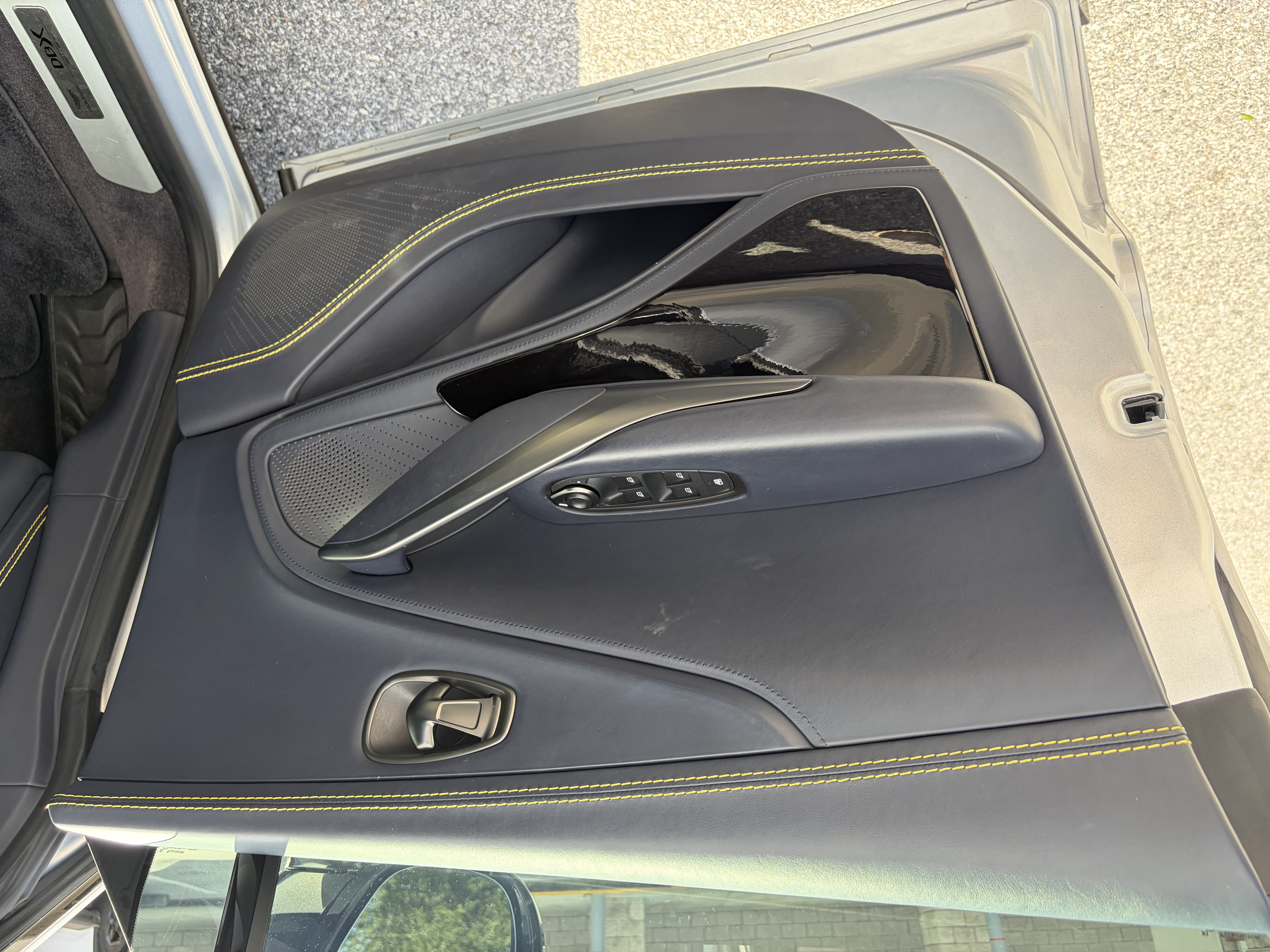 Used 2023 Aston Martin DBX 707 AWD/4WD image 8