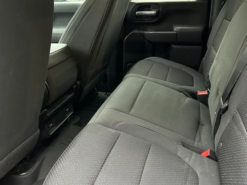 Used 2021 Chevrolet Silverado 2500 W/T w/ WT Convenience Package image 9