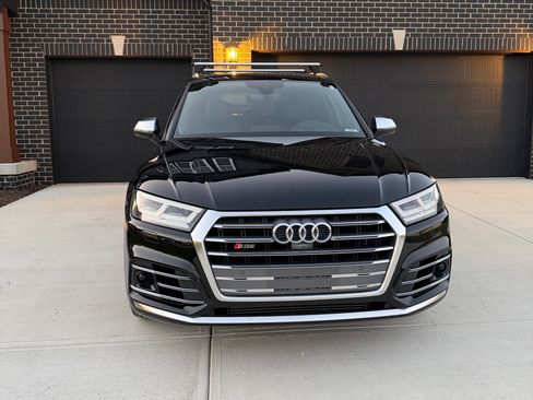 Used 2019 Audi SQ5 Prestige w/ Prestige Package AWD/4WD image 4