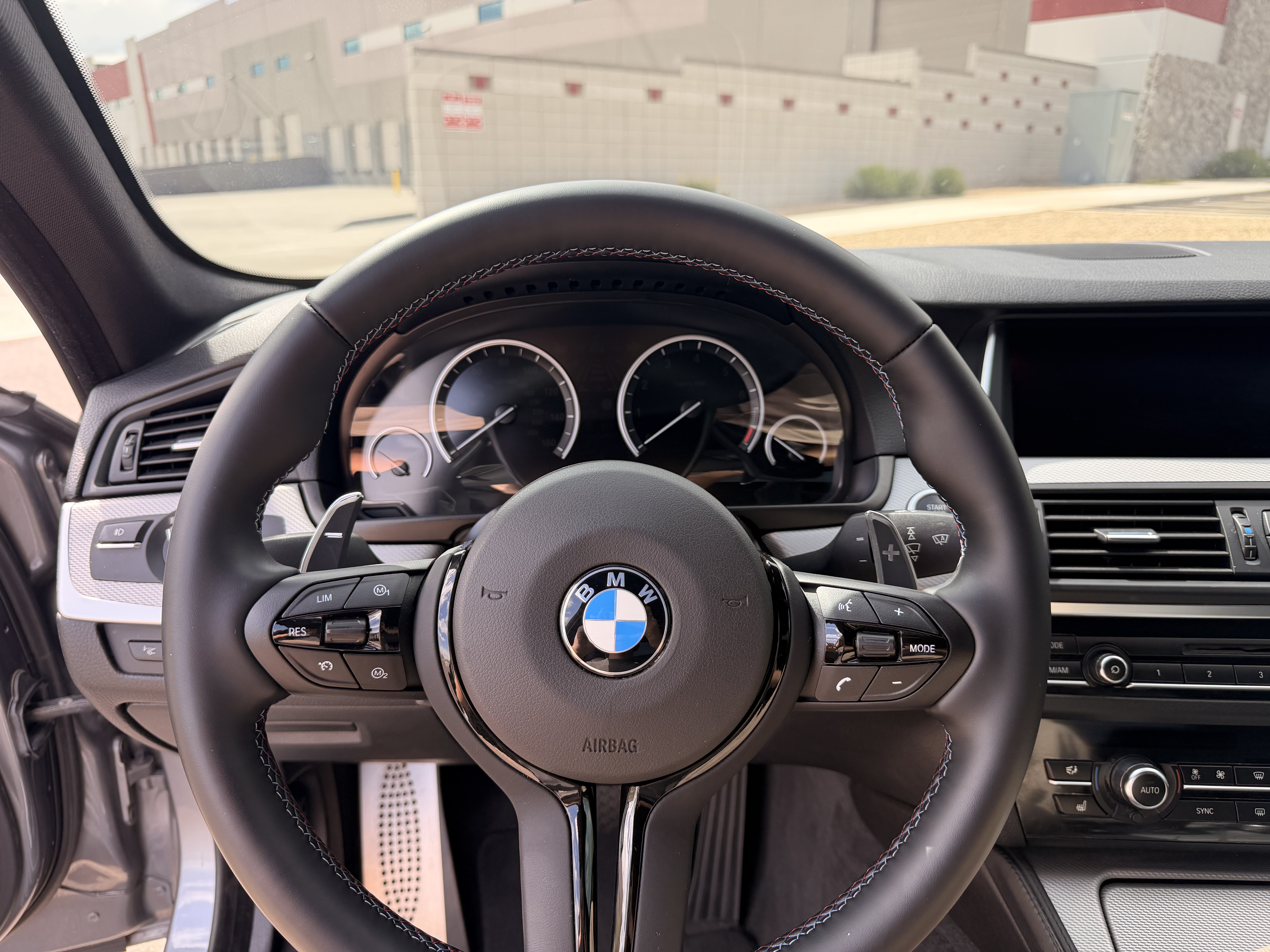 Used 2016 BMW 535i xDrive Sedan AWD/4WD image 15
