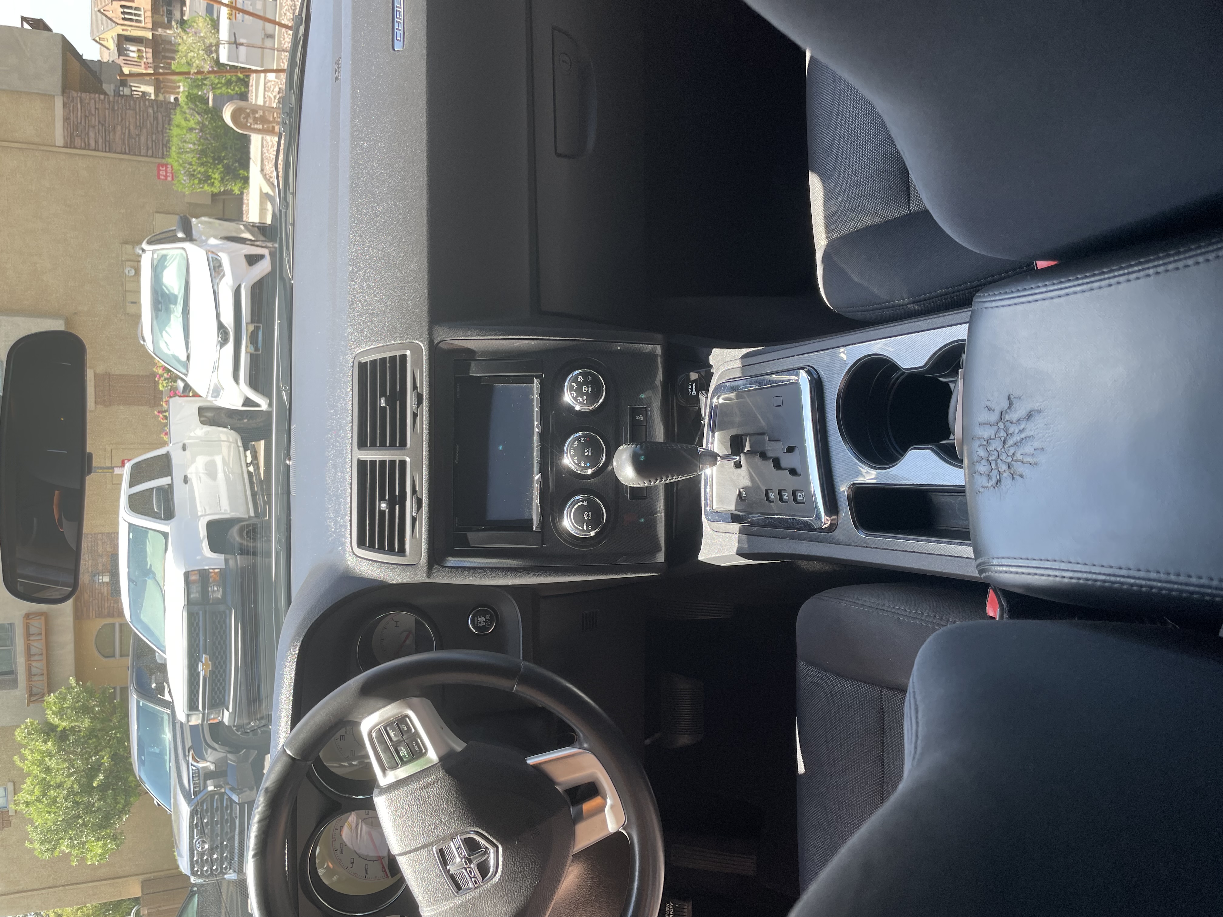 Used 2013 Dodge Challenger SXT RWD image 10