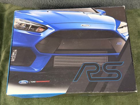 Used 2017 Ford Focus RS AWD/4WD image 19