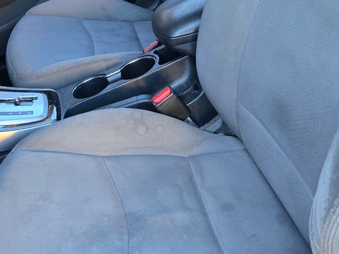 Used 2012 Hyundai Elantra GLS image 9