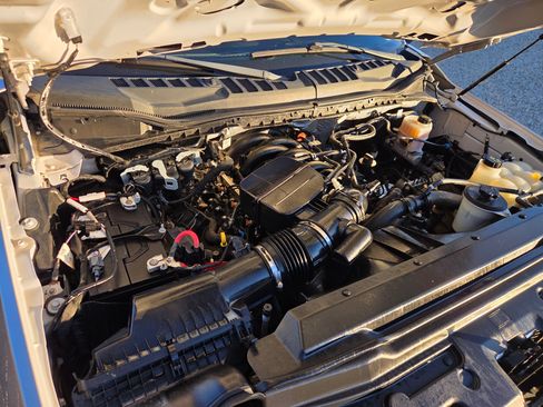 Used 2020 Ford F350 XLT w/ XLT Premium Package image 16