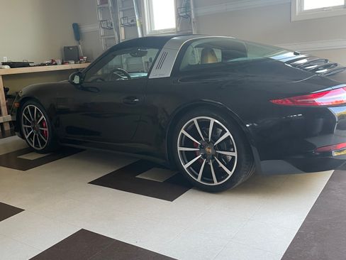 Used 2015 Porsche 911 Targa 4S AWD/4WD image 18