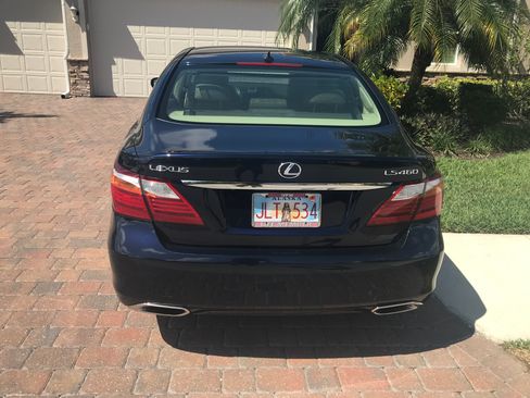 Used 2010 Lexus LS 460 image 4