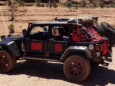 Used 2012 Jeep Wrangler Unlimited Sport image 8