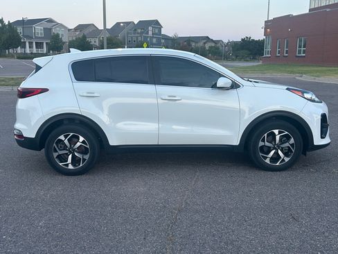 Used 2021 Kia Sportage LX FWD image 12