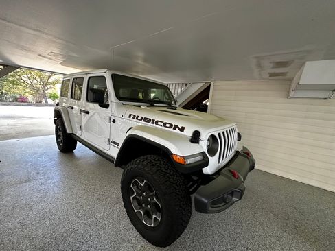 Used 2023 Jeep Wrangler Unlimited Rubicon w/ LED Lighting Group image 8