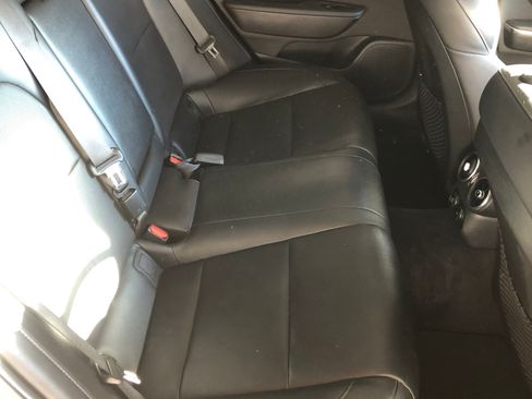 Used 2018 Kia Stinger RWD image 6