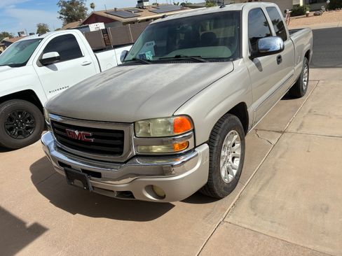 Used 2004 GMC Sierra 1500 SLT w/ Light Duty Power Package RWD image 4