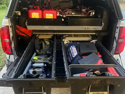 Used 2022 Chevrolet Colorado W/T image 16