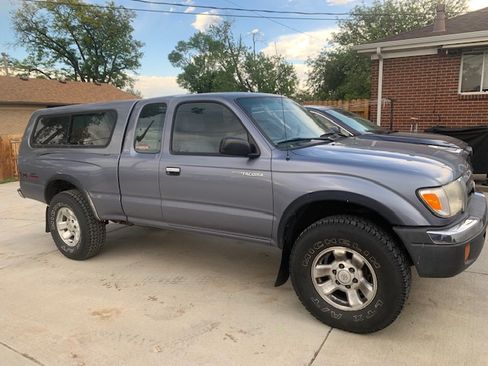 Used 1998 Toyota Tacoma 4x4 Xtracab V6 image 1