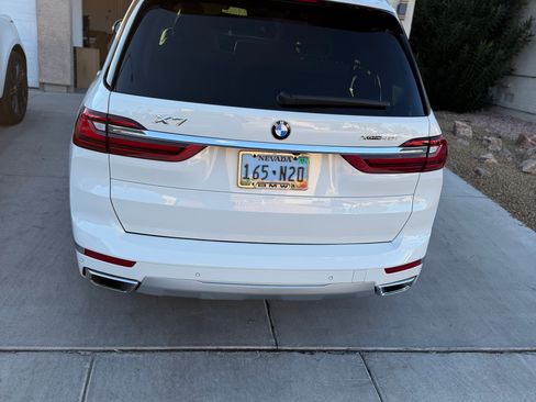Used 2020 BMW X7 xDrive40i w/ Premium Package image 10