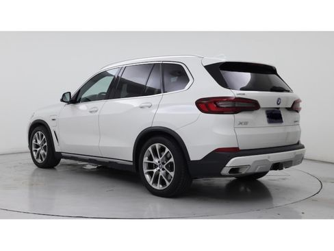 Used 2023 BMW X5 xDrive45e w/ Climate Comfort Package AWD/4WD image 4