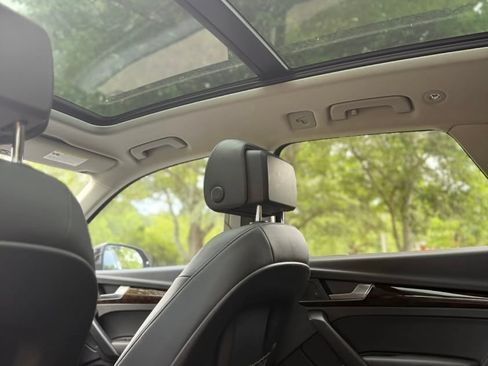 Used 2018 Audi Q5 2.0T Premium Plus w/ Premium Plus Package image 14