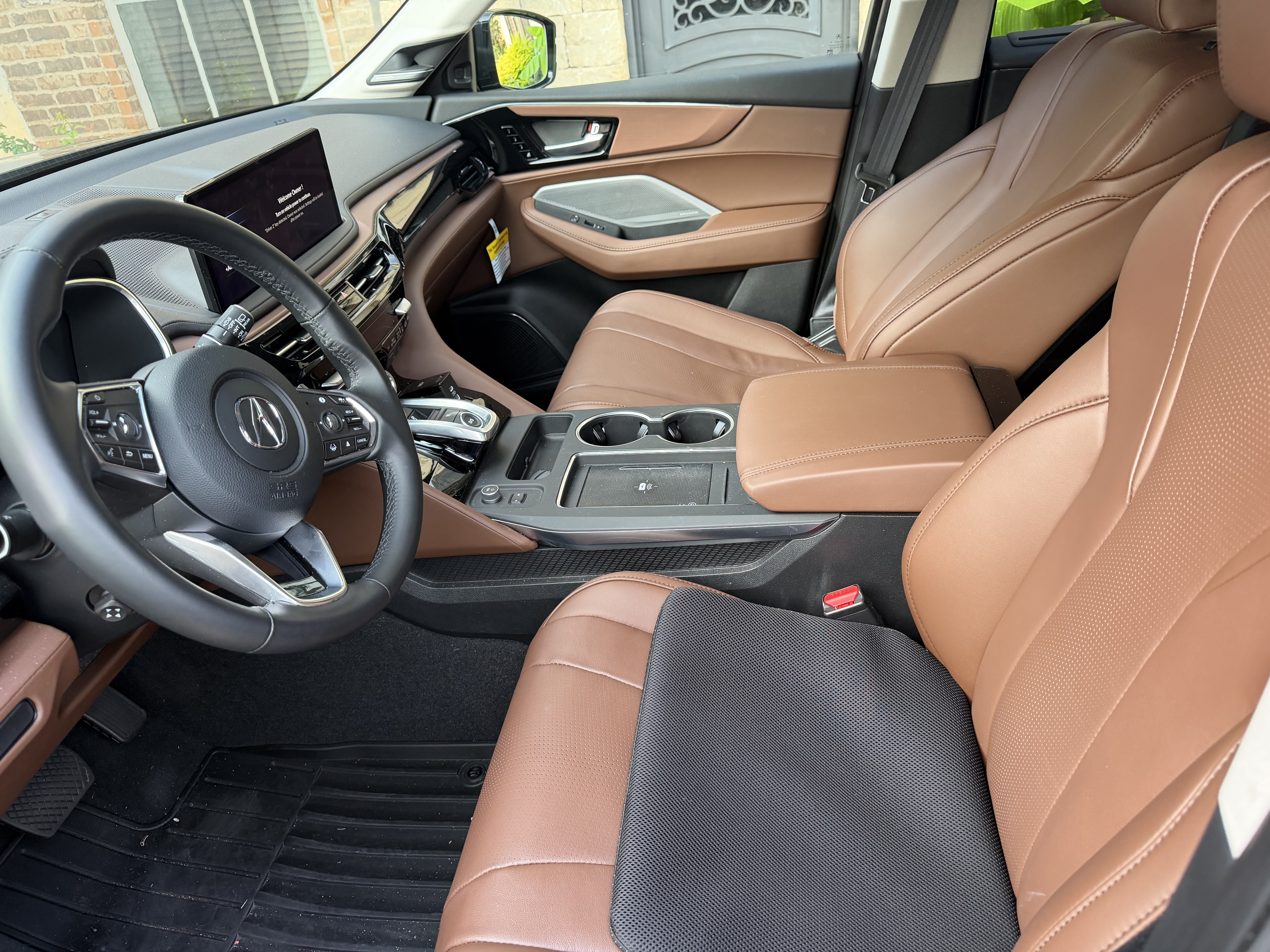 Used 2025 Acura MDX SH-AWD w/ Technology Package image 5