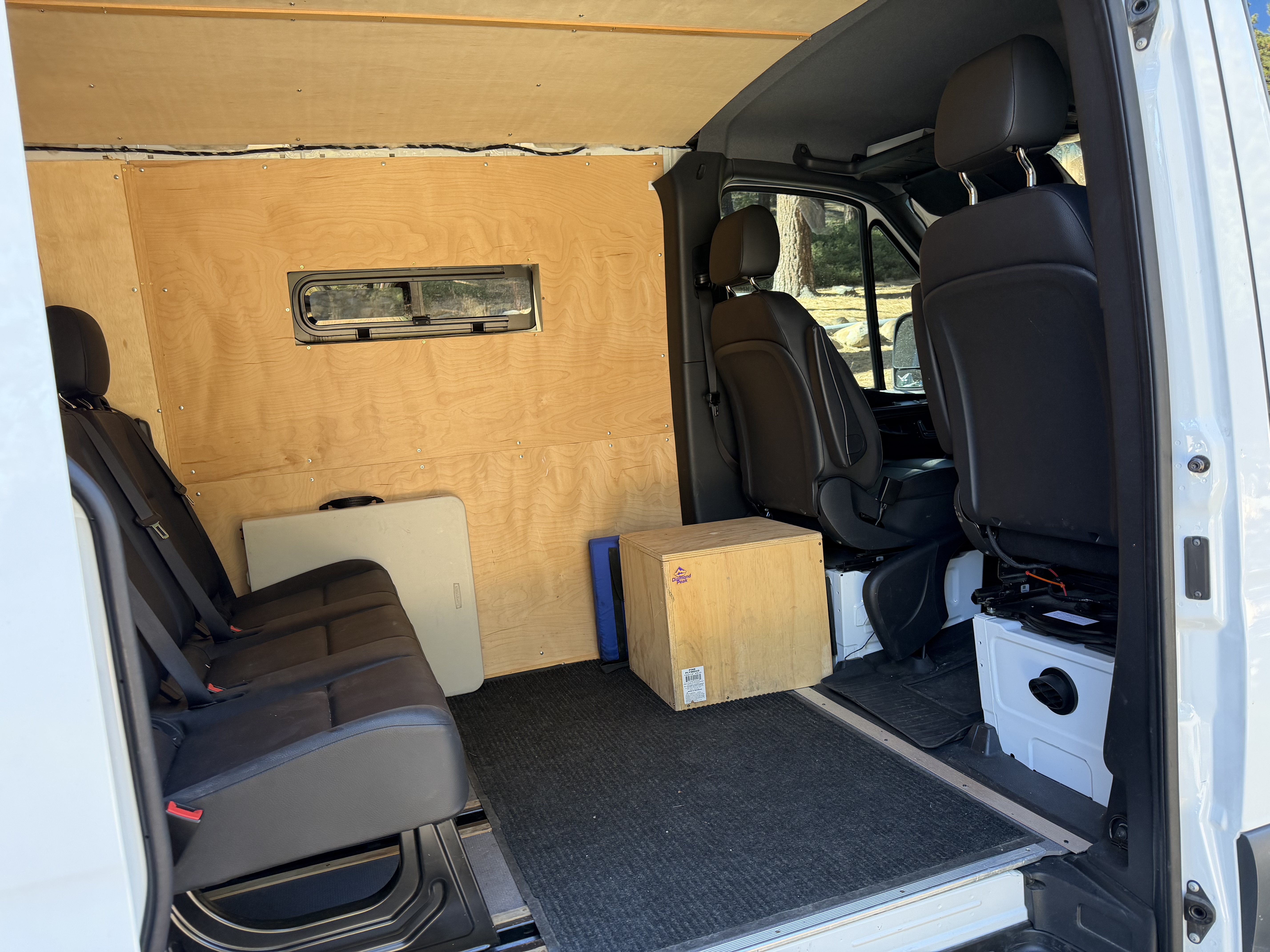 Used 2020 Mercedes-Benz Sprinter 2500 image 6