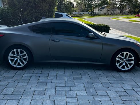 Used 2014 Hyundai Genesis 2.0T image 5