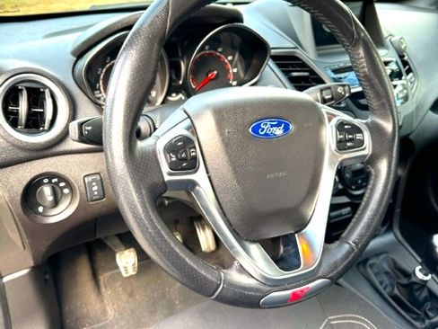 Used 2017 Ford Fiesta ST image 11