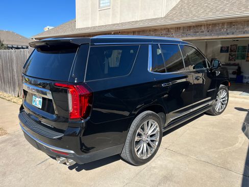 Used 2022 GMC Yukon Denali w/ Denali Ultimate Package image 4