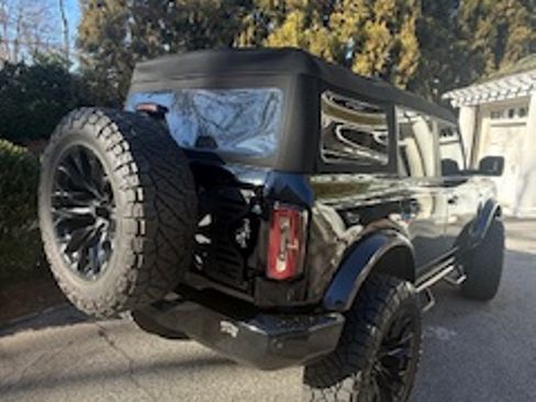 Used 2023 Ford Bronco Outer Banks image 5