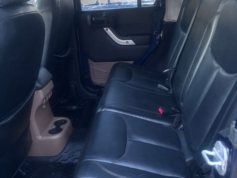 Used 2013 Jeep Wrangler Unlimited Sahara w/ Mopar Chrome Edition Group image 5